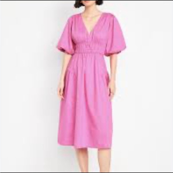 Old Navy Dresses & Skirts - Old Navy Waist-Defined Puff-Sleeve Midi Dress